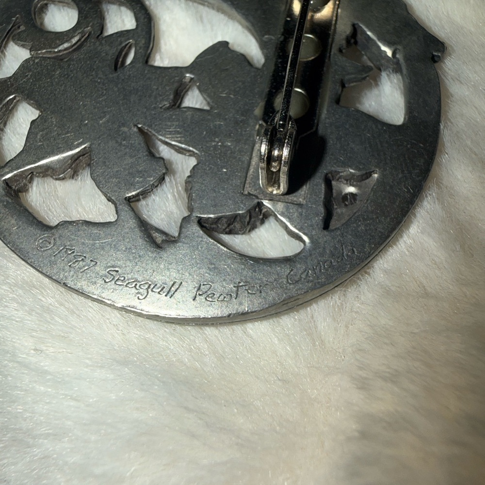 1987 Seagull Pewter Floral Brooch - Picture 7 of 11
